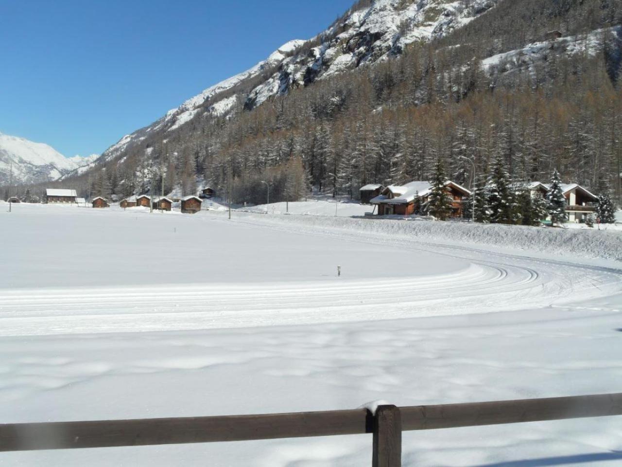Monte Rosa Taesch, Apartments Mit Wellness Bereich المظهر الخارجي الصورة