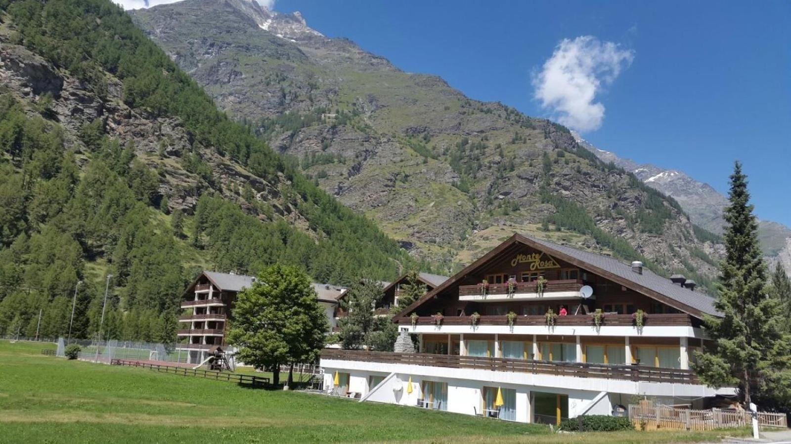 Monte Rosa Taesch, Apartments Mit Wellness Bereich المظهر الخارجي الصورة