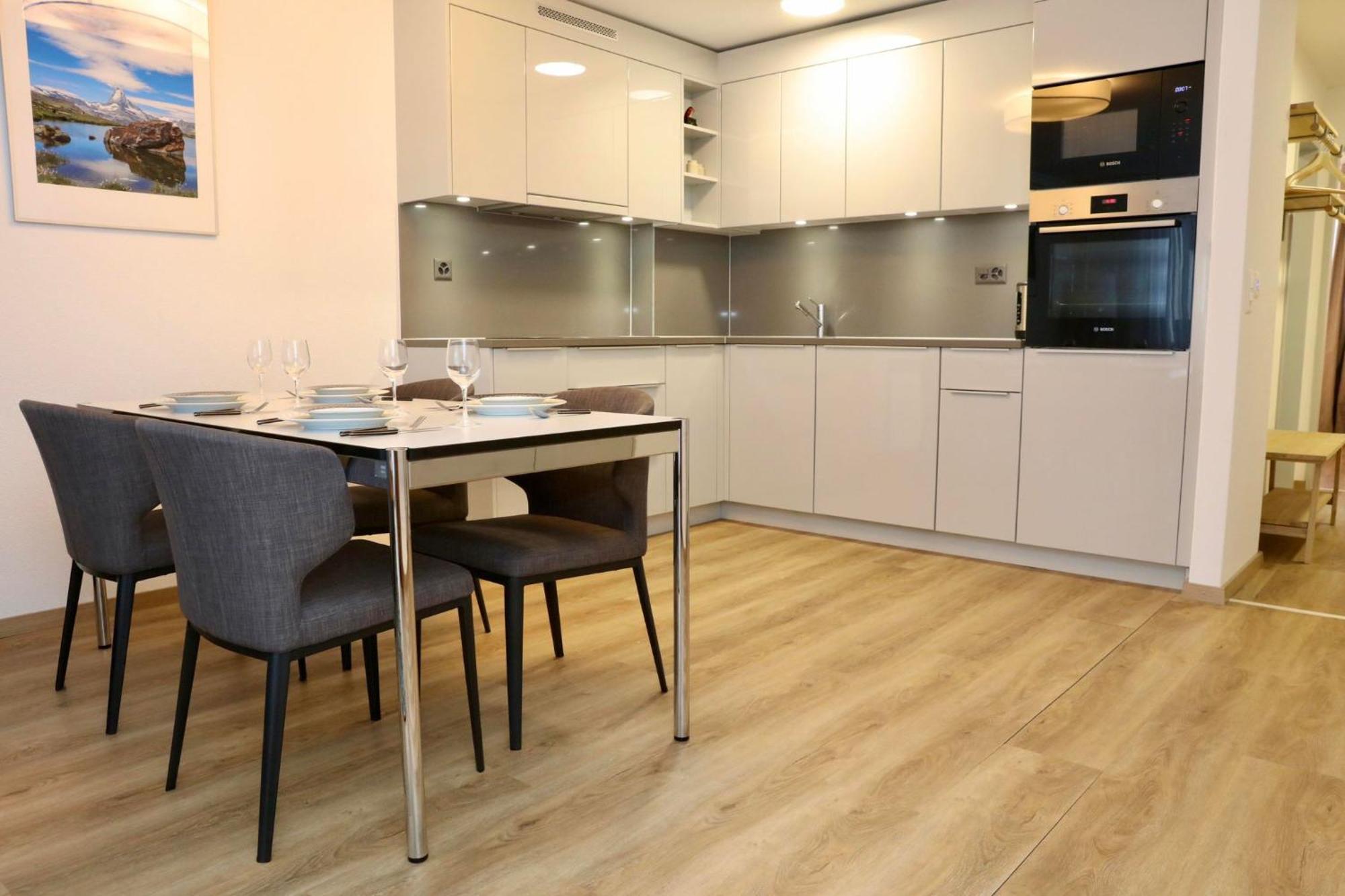 Monte Rosa Taesch, Apartments Mit Wellness Bereich الغرفة الصورة